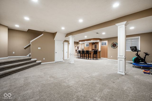 12498 Shadow Cove Way, Carmel, IN 46033