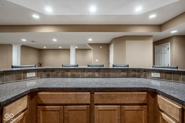 12498 Shadow Cove Way, Carmel, IN 46033