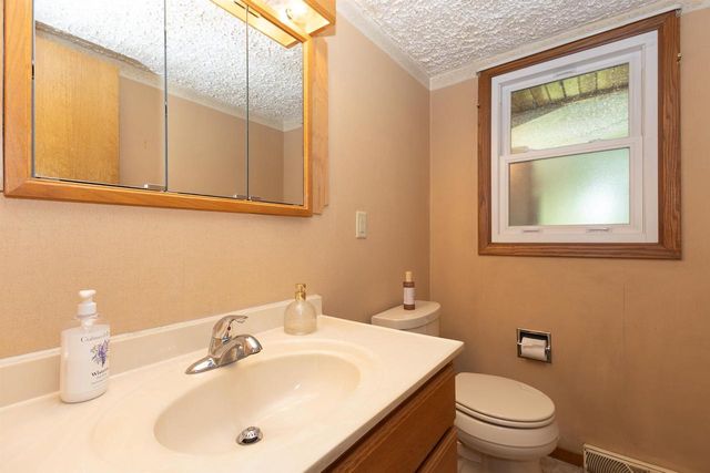 809 MELISSA STREET, Menasha, WI 54952
