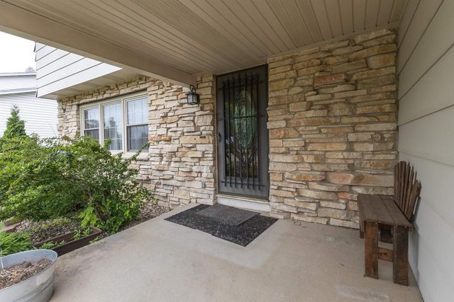 809 MELISSA STREET, Menasha, WI 54952