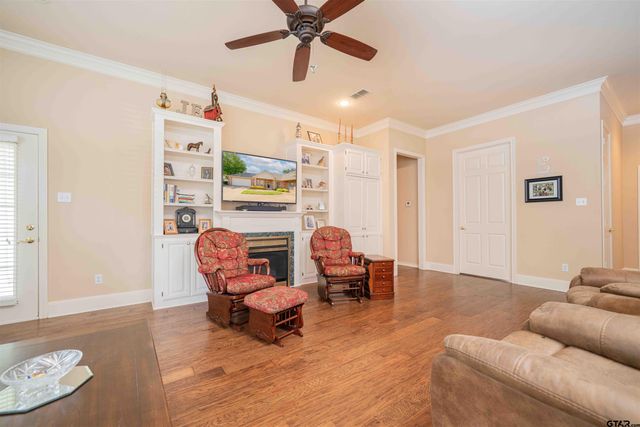 2215 Homestead, Tyler, TX 75701