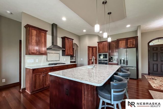 10908 S 175th Avenue, Omaha, NE 68136