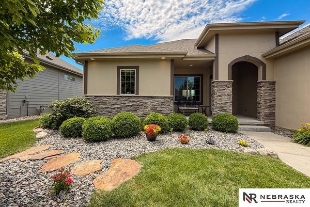 10908 S 175th Avenue, Omaha, NE 68136