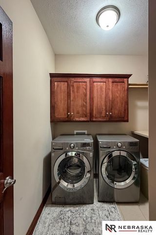 10908 S 175th Avenue, Omaha, NE 68136