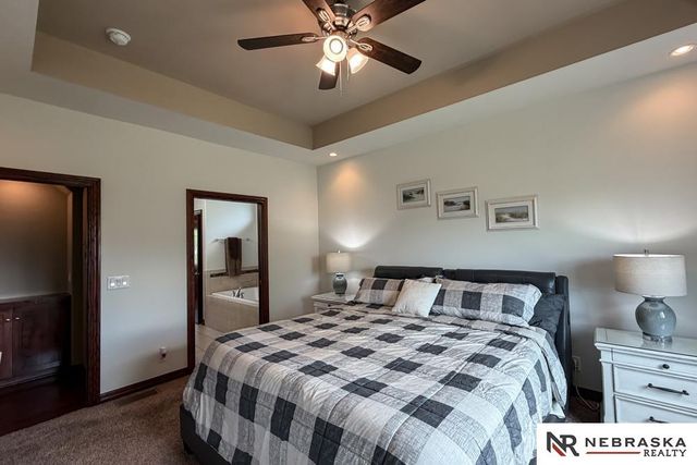 10908 S 175th Avenue, Omaha, NE 68136