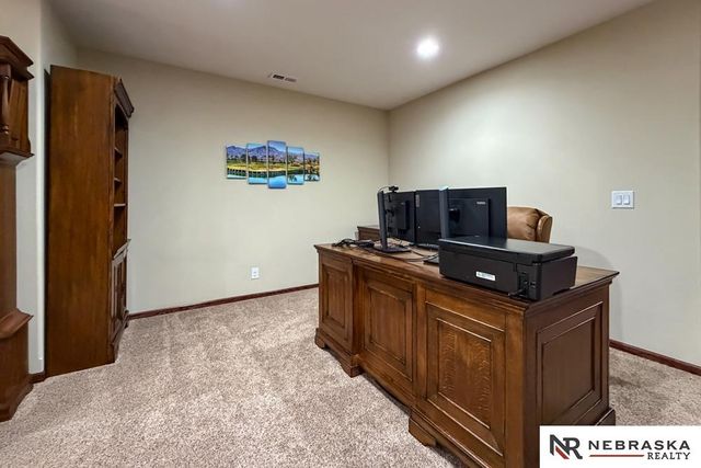 10908 S 175th Avenue, Omaha, NE 68136