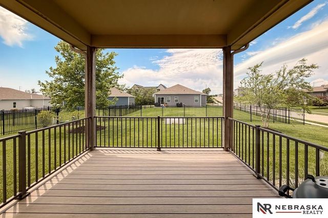 10908 S 175th Avenue, Omaha, NE 68136