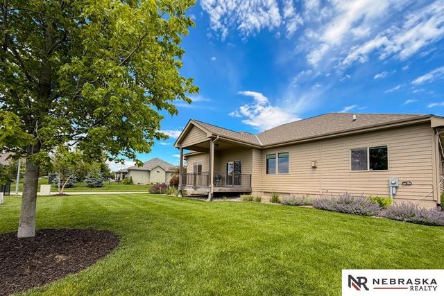 10908 S 175th Avenue, Omaha, NE 68136