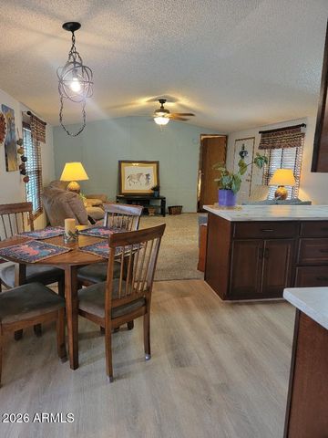 3803 N ILLINOIS Avenue, Florence, AZ 85132