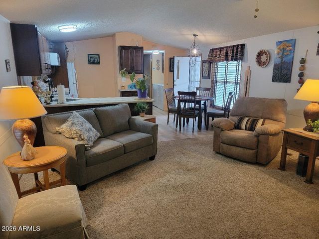 3803 N ILLINOIS Avenue, Florence, AZ 85132