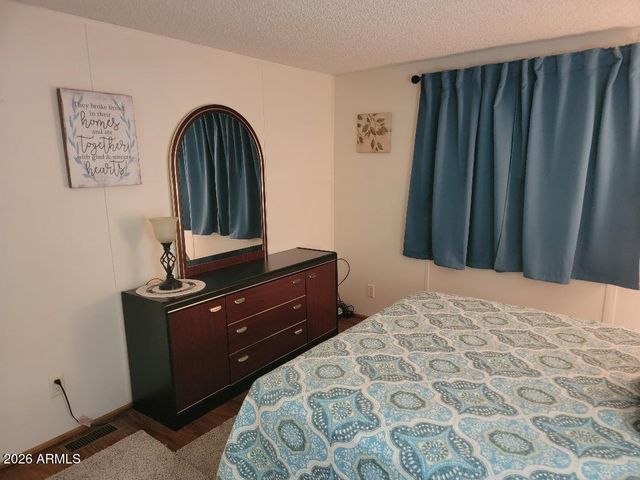 3803 N ILLINOIS Avenue, Florence, AZ 85132