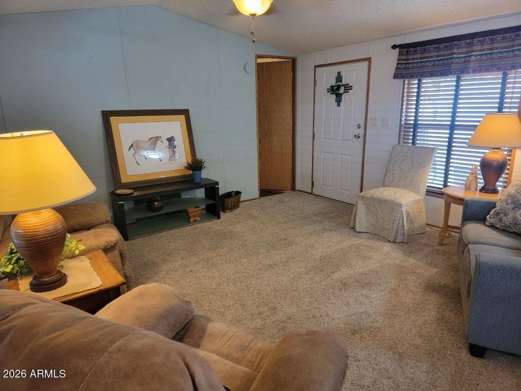 3803 N ILLINOIS Avenue, Florence, AZ 85132 — photo 5