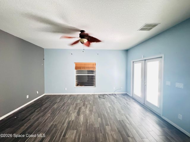 1110 Morgan Circle NE, Palm Bay, FL 32905