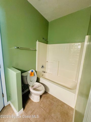 1110 Morgan Circle NE, Palm Bay, FL 32905