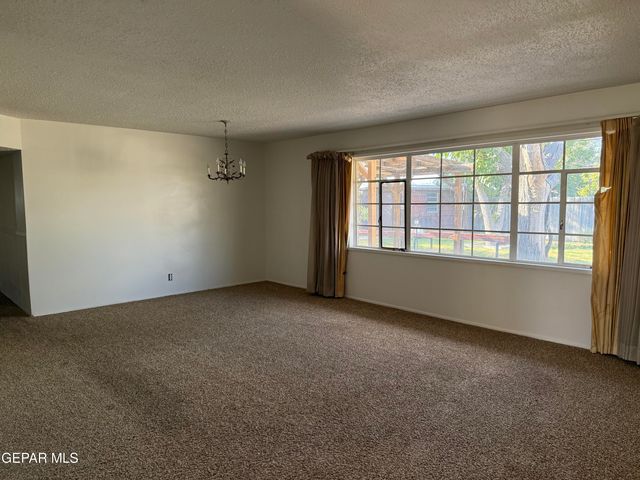 9613 ALBUM Avenue, El Paso, TX 79925