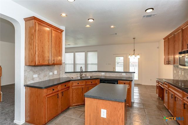 419 Reservation Drive, Harker Heights, TX 75648