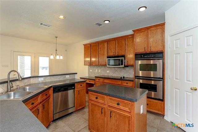 419 Reservation Drive, Harker Heights, TX 75648