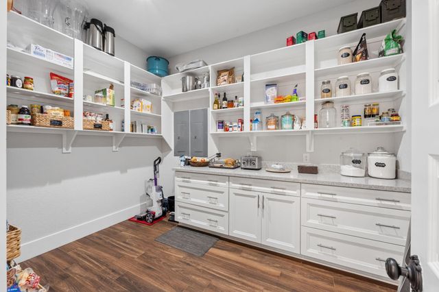 214 A Fm-1097 E, New Waverly, TX 77358