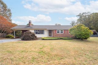 3612 Edgefield Road, Greensboro, NC 27409