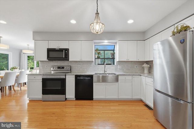 4366 STEPNEY DR, Gainesville, VA 20155