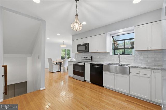 4366 STEPNEY DR, Gainesville, VA 20155