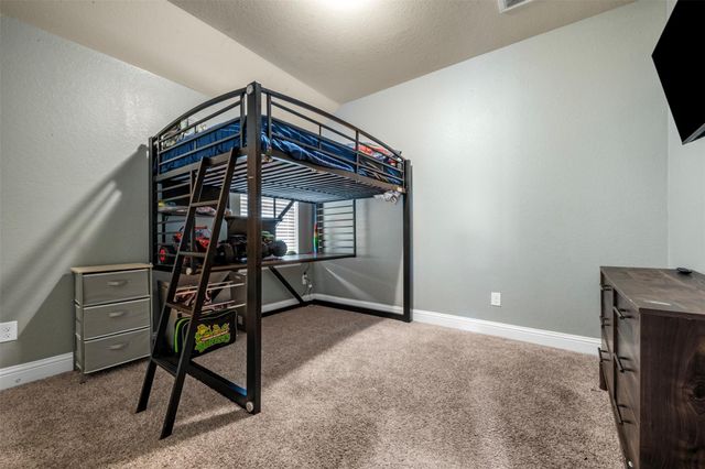 2004 Sadtler Ridge Circle, La Porte, TX 77571