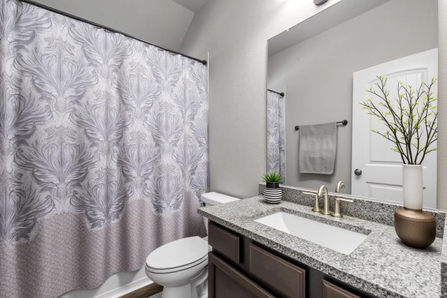 2004 Sadtler Ridge Circle, La Porte, TX 77571