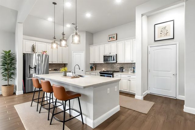 2004 Sadtler Ridge Circle, La Porte, TX 77571