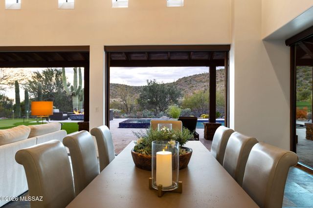 6067 W Seven Saguaros Circle, Marana, AZ 85658