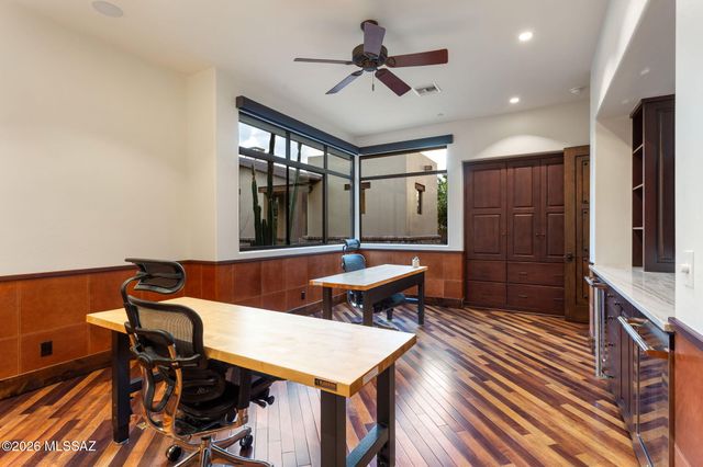 6067 W Seven Saguaros Circle, Marana, AZ 85658