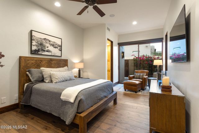 6067 W Seven Saguaros Circle, Marana, AZ 85658