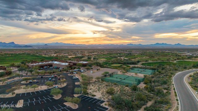 6067 W Seven Saguaros Circle, Marana, AZ 85658