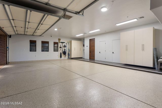 6067 W Seven Saguaros Circle, Marana, AZ 85658