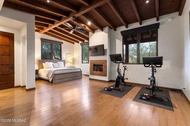 6067 W Seven Saguaros Circle, Marana, AZ 85658