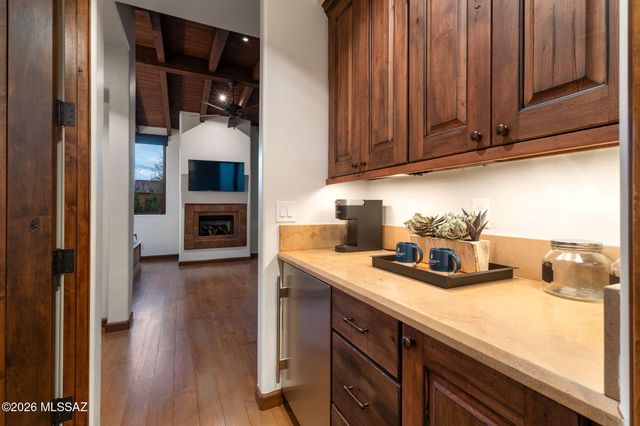 6067 W Seven Saguaros Circle, Marana, AZ 85658