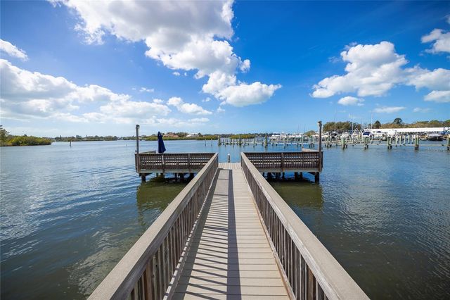 1277 WINDY BAY SHOAL, Tarpon Springs, FL 34689