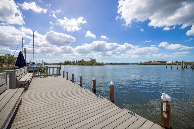 1277 WINDY BAY SHOAL, Tarpon Springs, FL 34689