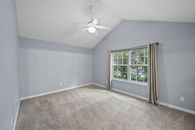 6183 Glenvillage Drive, Dublin, OH 43016