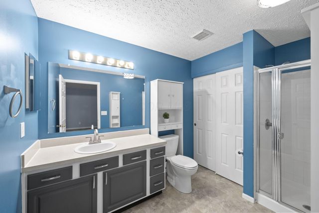 6183 Glenvillage Drive, Dublin, OH 43016