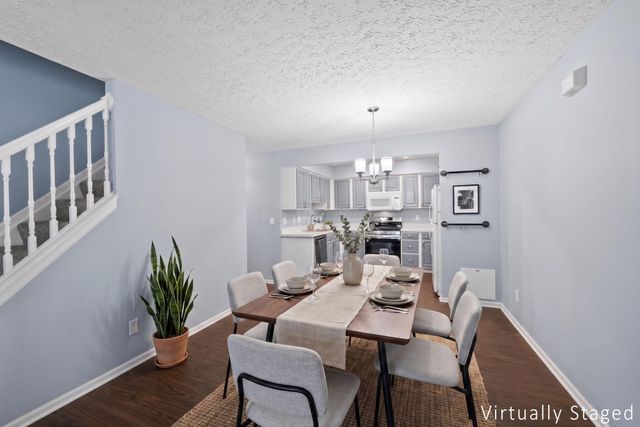 6183 Glenvillage Drive, Dublin, OH 43016