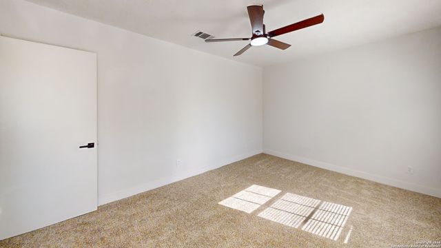 2803 BURNING LOG ST, San Antonio, TX 78247