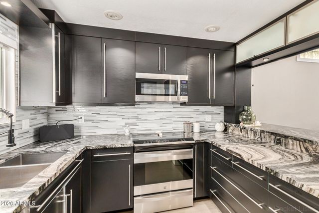 4225 N 21ST Street 19, Phoenix, AZ 85016