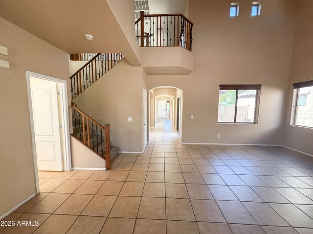 2634 E RIDGE CREEK Road, Phoenix, AZ 85024