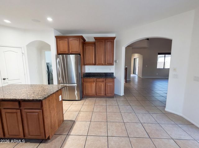 2634 E RIDGE CREEK Road, Phoenix, AZ 85024