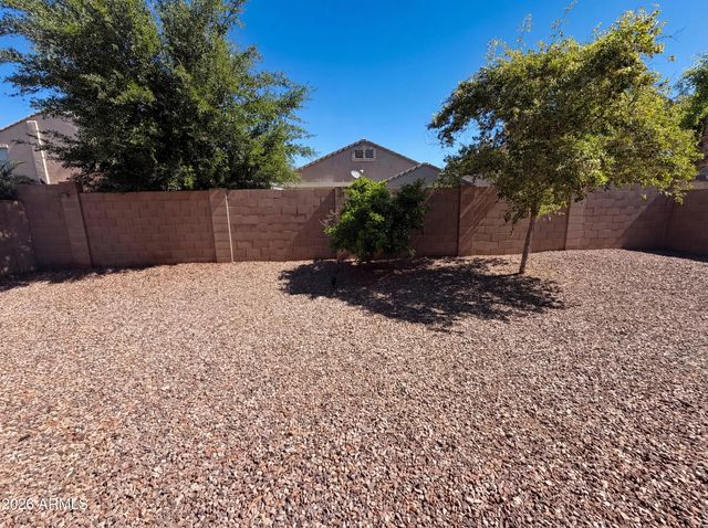 2634 E RIDGE CREEK Road, Phoenix, AZ 85024