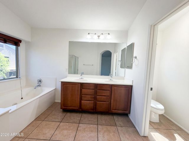 2634 E RIDGE CREEK Road, Phoenix, AZ 85024