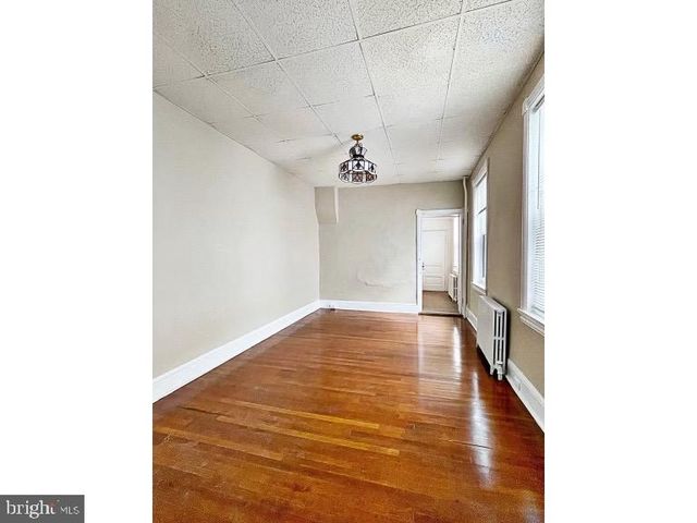 1110 MAPLE ST, Wilmington, DE 19805