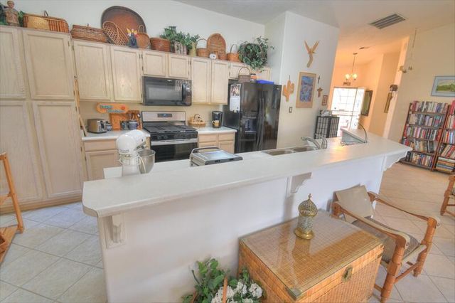 8120 Corte De Aguila NW, Albuquerque, NM 87120