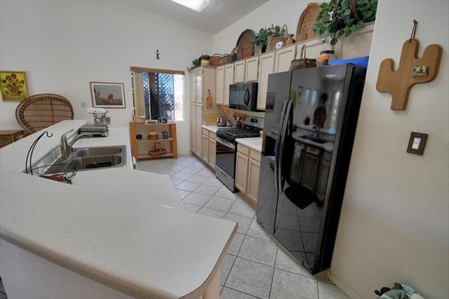 8120 Corte De Aguila NW, Albuquerque, NM 87120