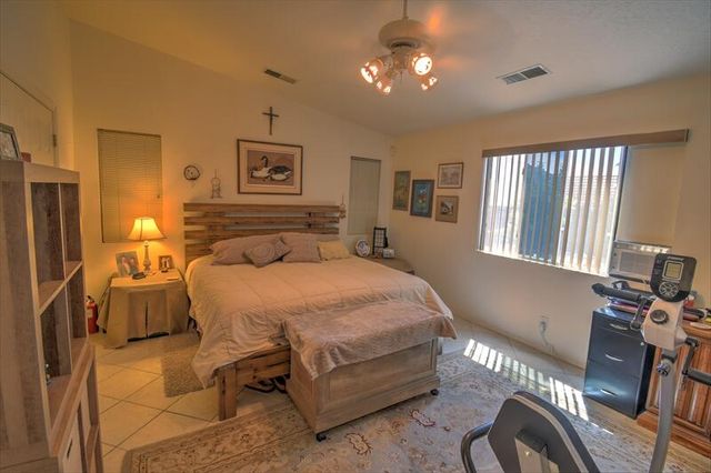8120 Corte De Aguila NW, Albuquerque, NM 87120